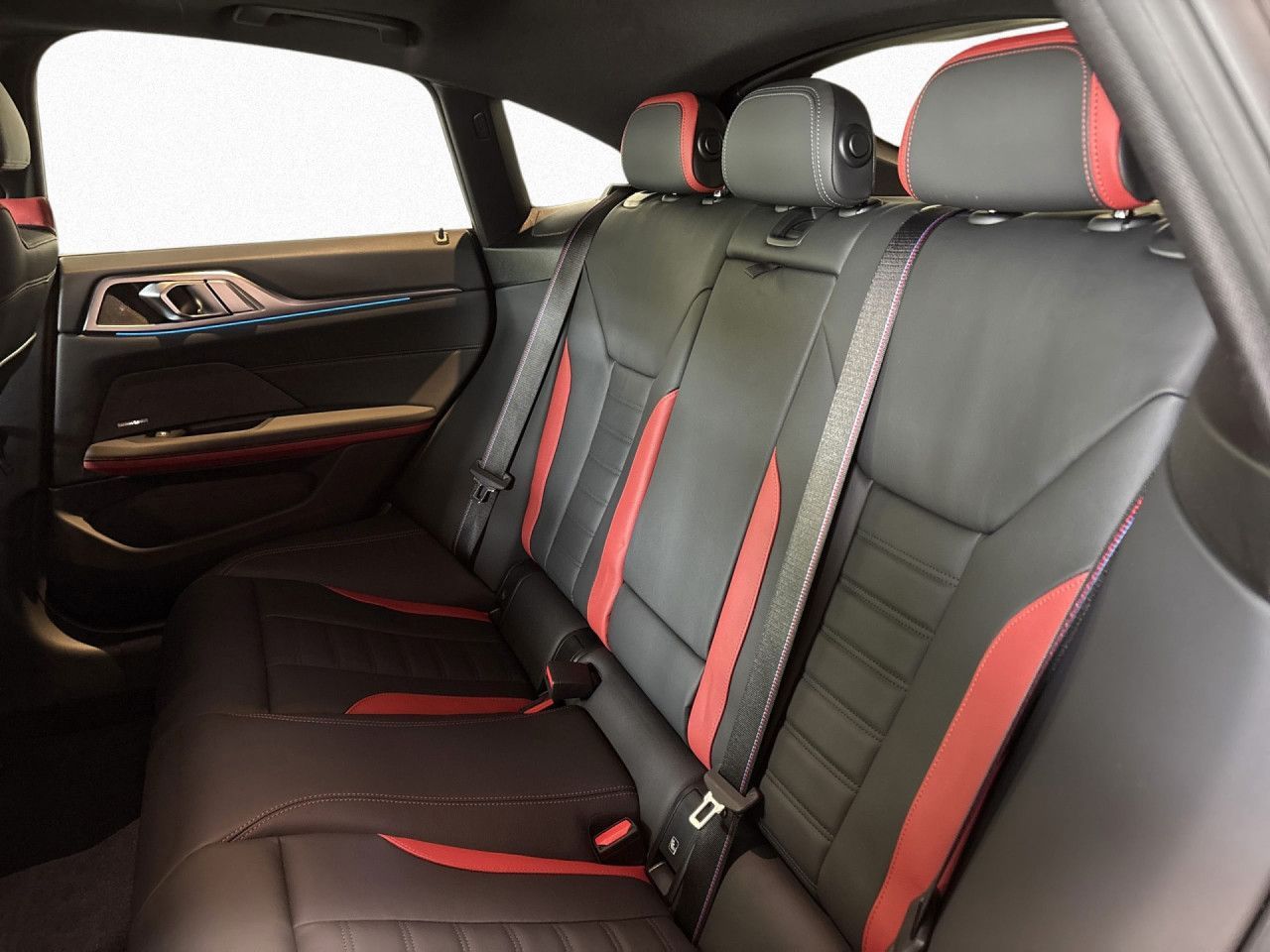 BMW i4 - Bild 16