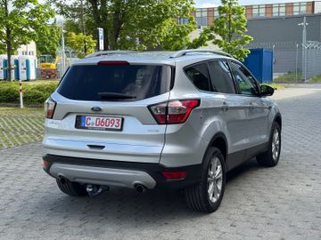 Ford Kuga - 9