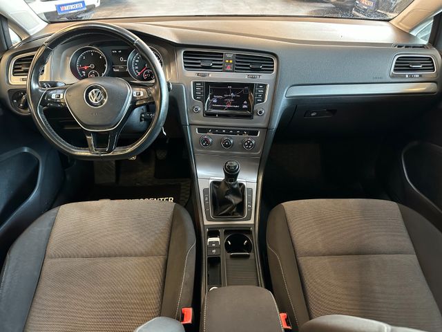 Volkswagen Golf VII Variant Trendline BMT *Navi*