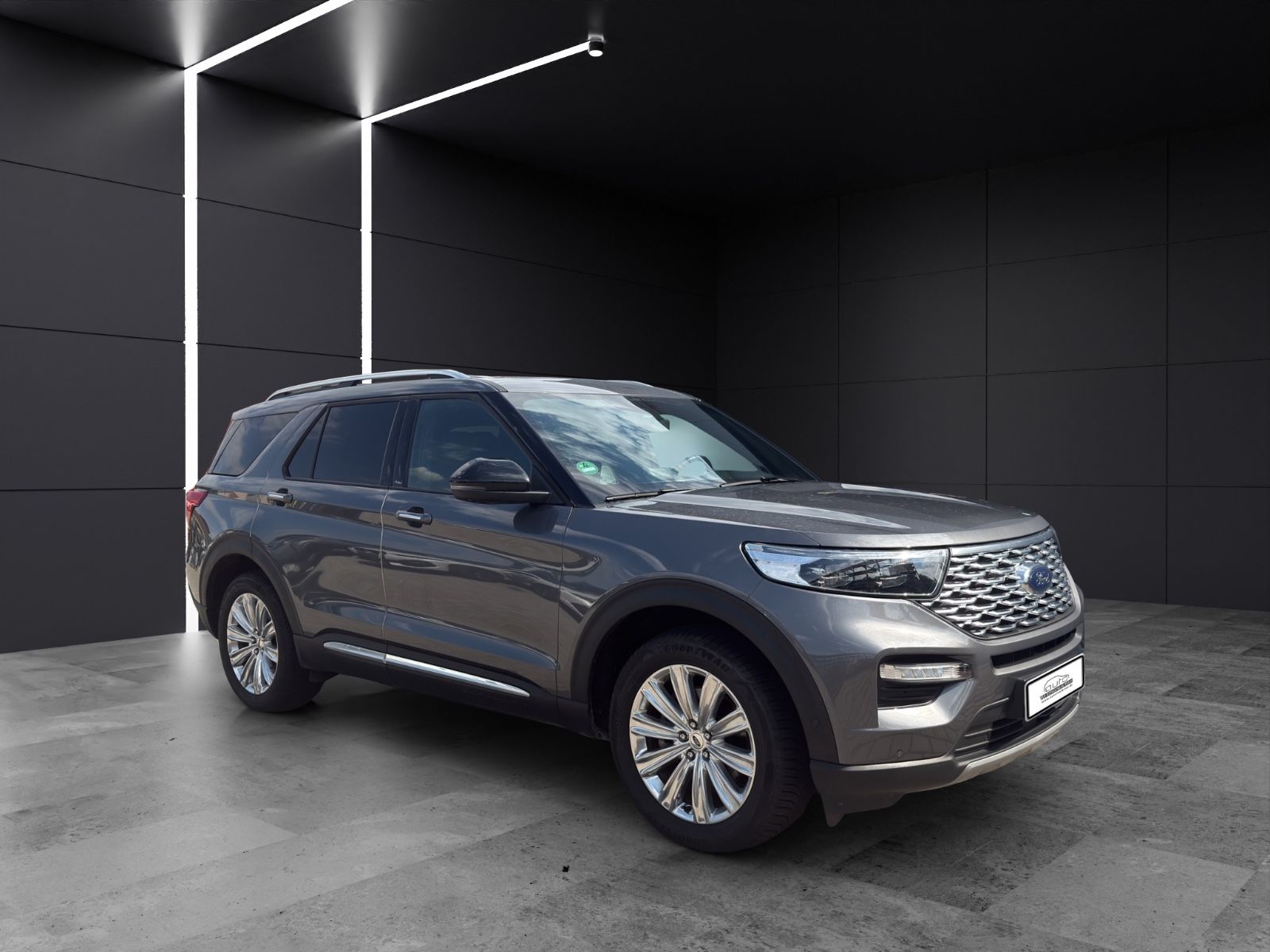 Fahrzeugabbildung Ford Explorer Platinum Plug-in-Hybrid 4x4*Pano*B&O*