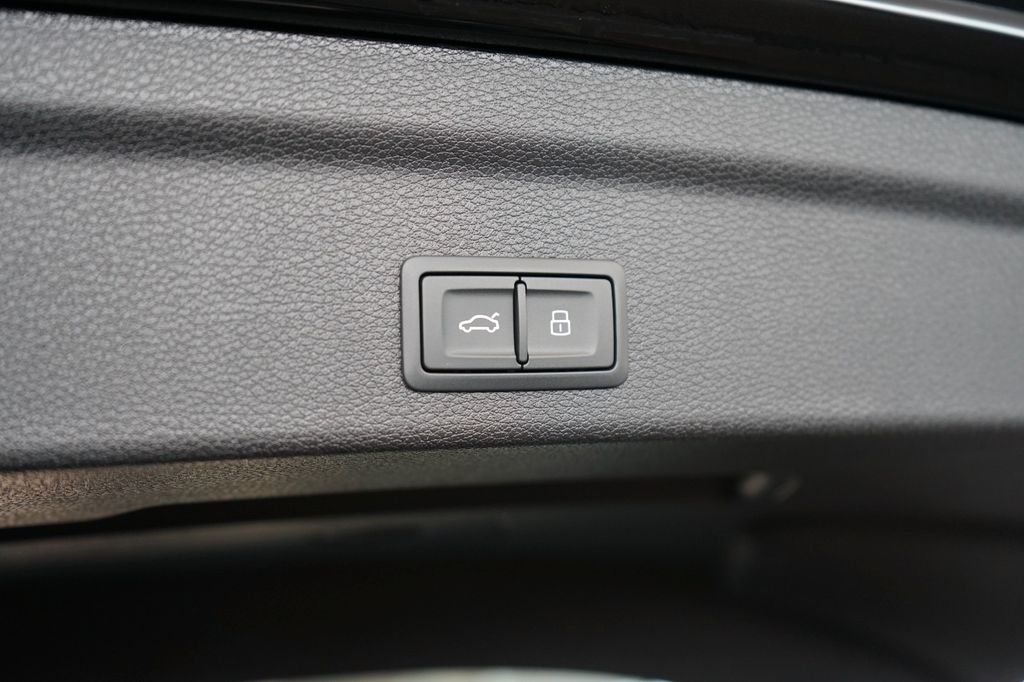 AUDI Q3 Sportback 40 TDI | 2x S line | Pano | SONOS AUDI Q3 Sportback 40 TDI | 2x S line | Pano | SONOS