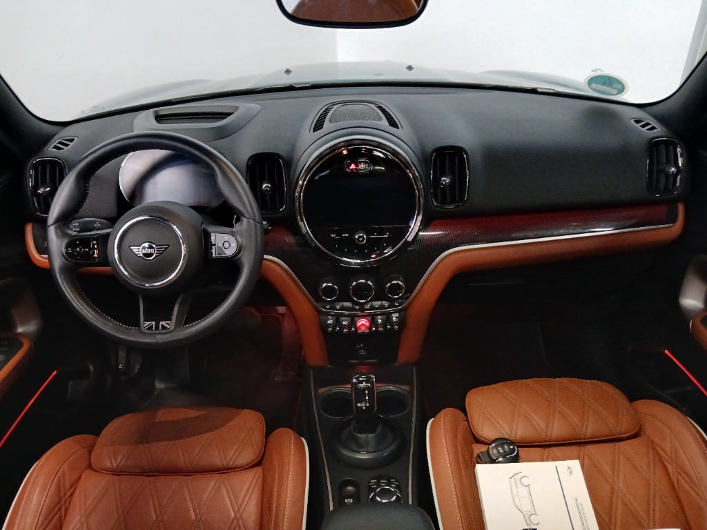 Fahrzeugabbildung MINI Countryman Cooper MINI Yours Trim Premium Plus