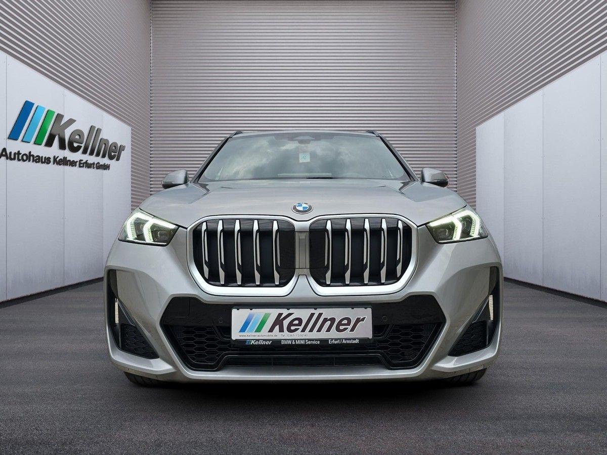 BMW X1 sDr.18i Aut. M-Sport+AHK+PANO+aLED+Keyless imagem 3