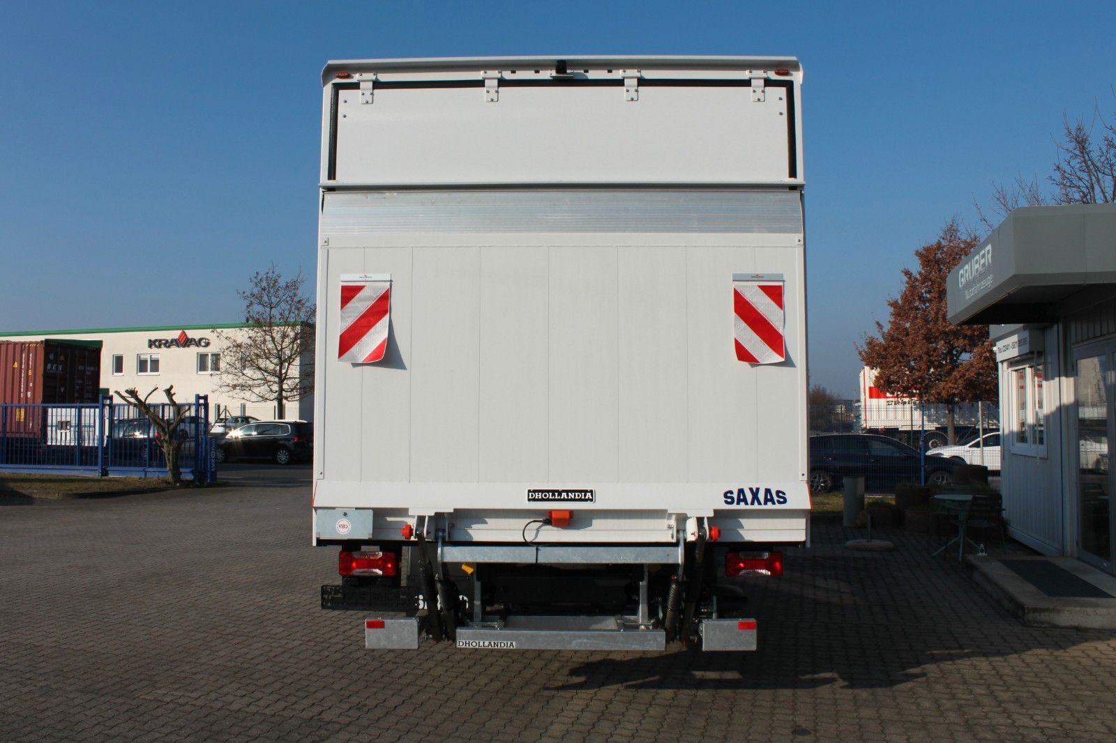 Fahrzeugabbildung Iveco 70C18HA8/P Koffer/LBW/Luftfeder