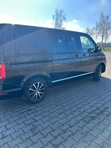 Volkswagen T6 Multivan BlueMotion Technology - Volkswagen: Multivan Bluemotion
