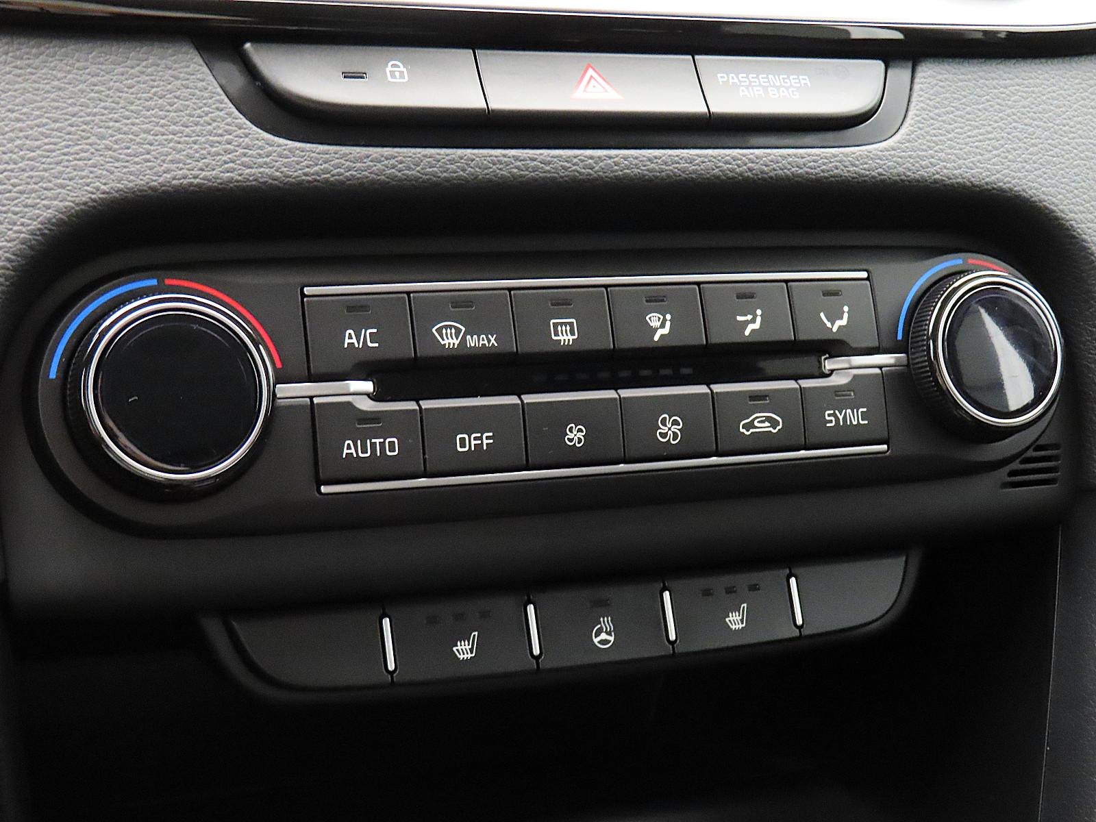 Kia Ceed Hybrid Automatik | Garantie | AHK | Kamera