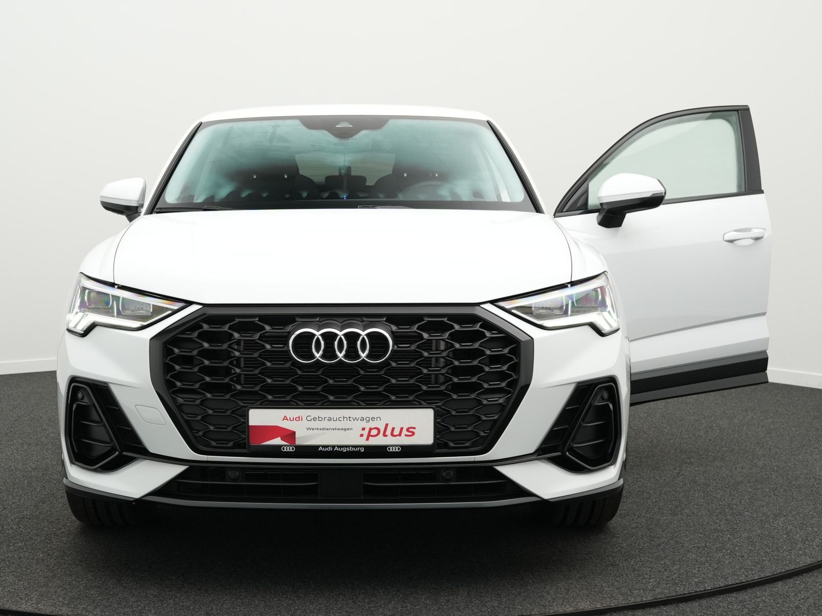 Audi Q3 - Bild 11