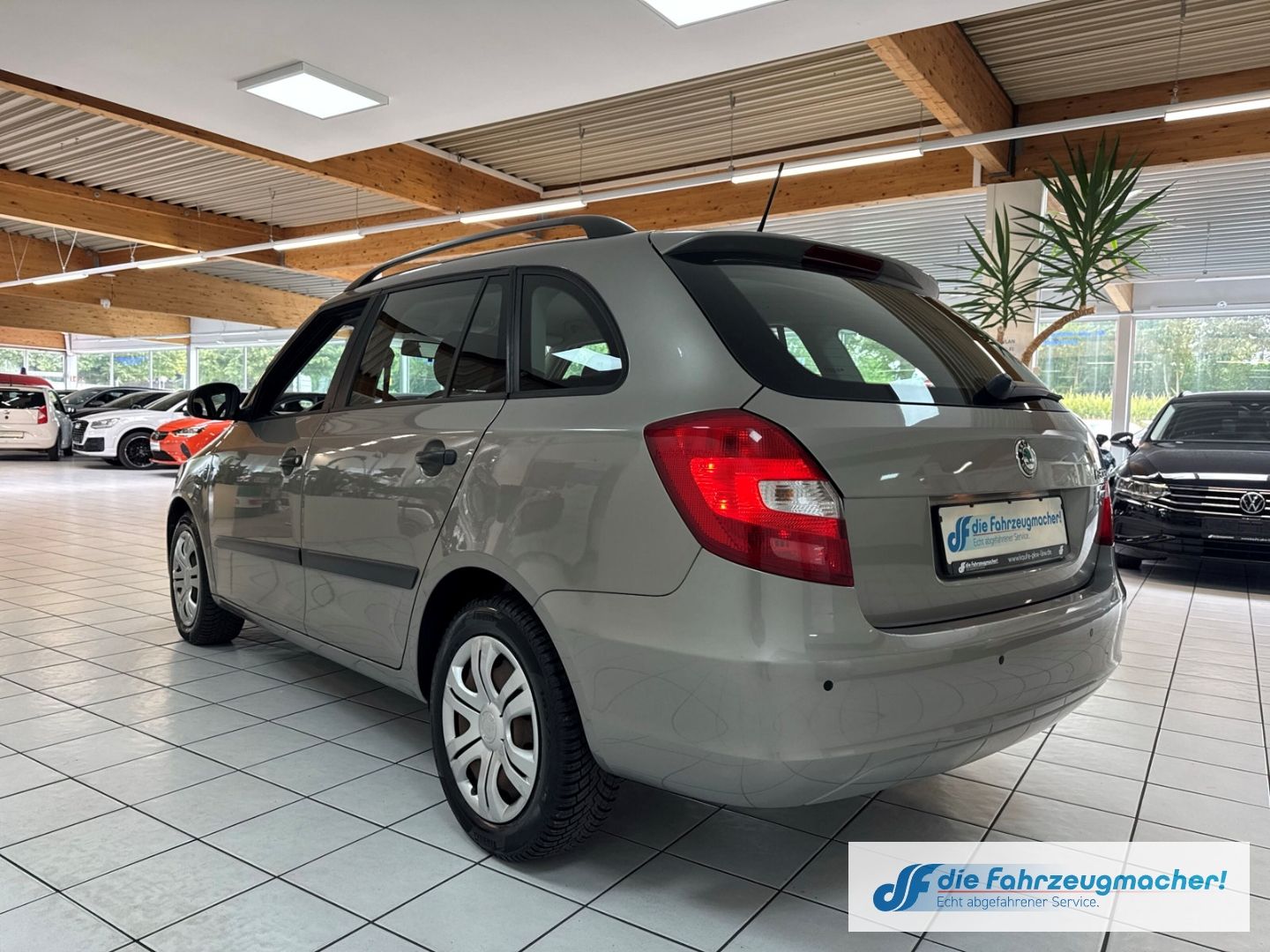 Fahrzeugabbildung SKODA Fabia Combi Cool Edition GA Klima teilb.Rücksb M