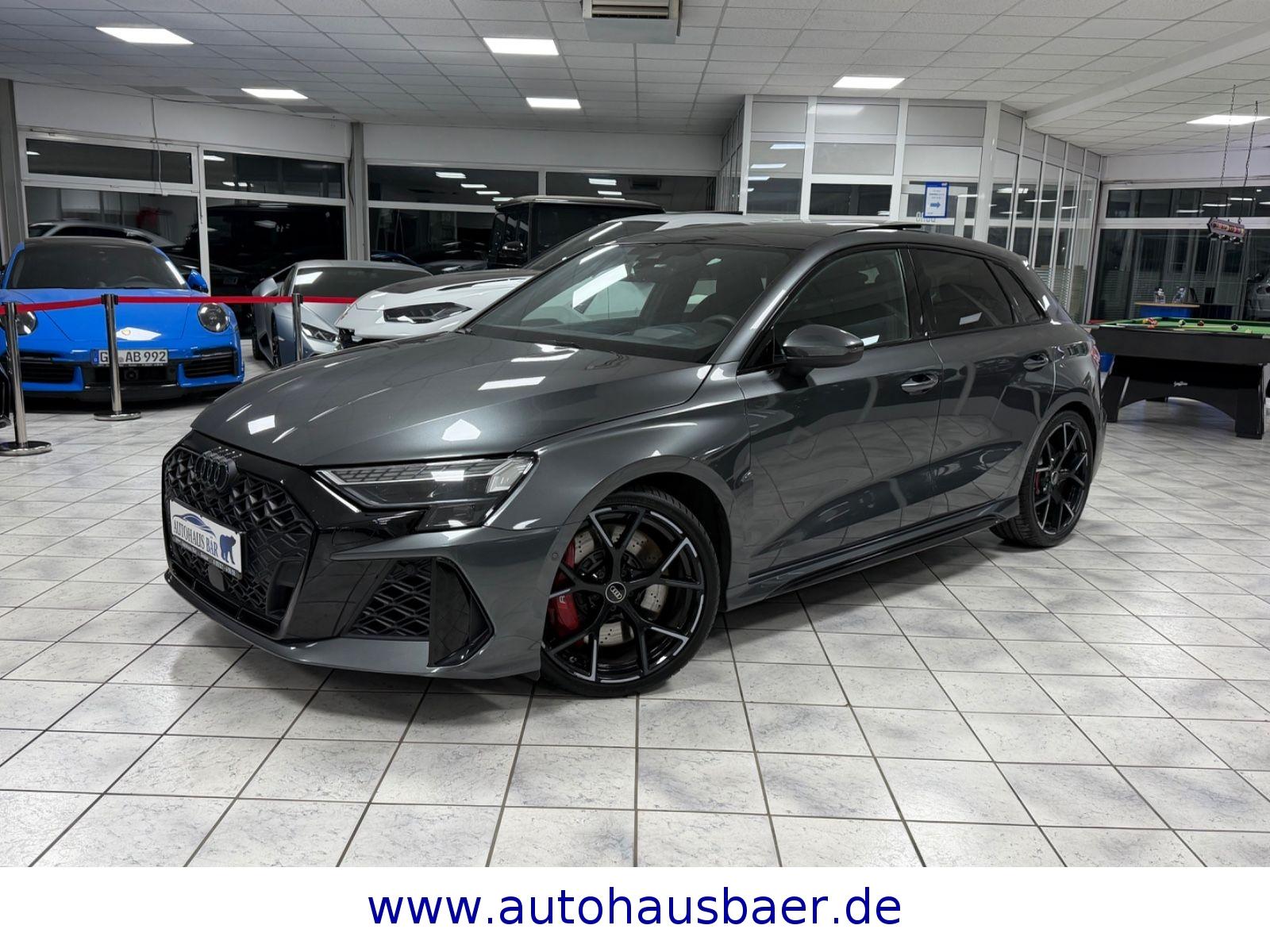 Audi RS3 Sportback 294 kW TFSI quattro*FACELIFT*PANO*