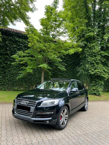 Audi Q7 voll Ausstattung