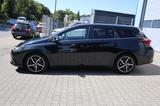 Toyota Auris Touring Sports Edition-S+/NAVI/SCHECKHEFT - Toyota Auris mit Benzin-Antrieb: Kombi