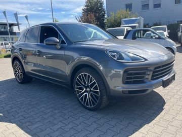 Porsche Cayenne - 4