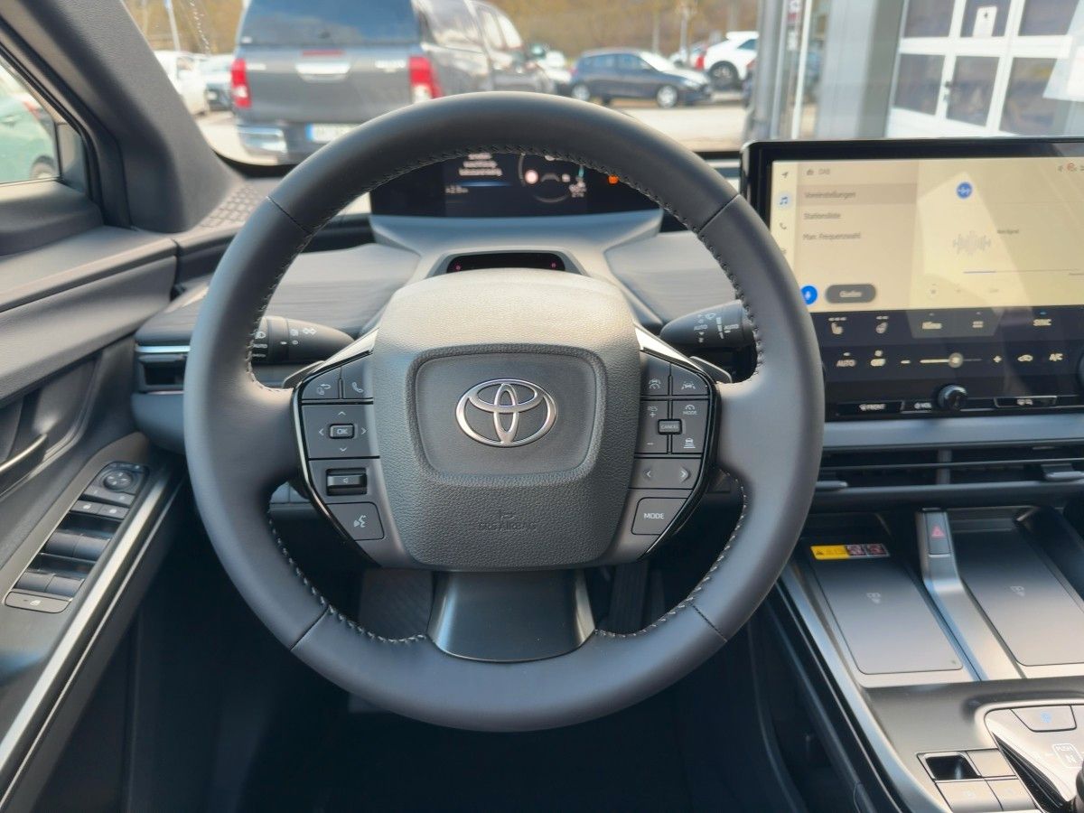 Fahrzeugabbildung Toyota C-HR+ Teamplayer *NAVI+MATRIX-LED *ACC *SHZ*