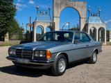 Mercedes-Benz Mercedes Benz W123 Coupe 230CE Automatik - Mercedes-Benz E 230: Sportwagen
