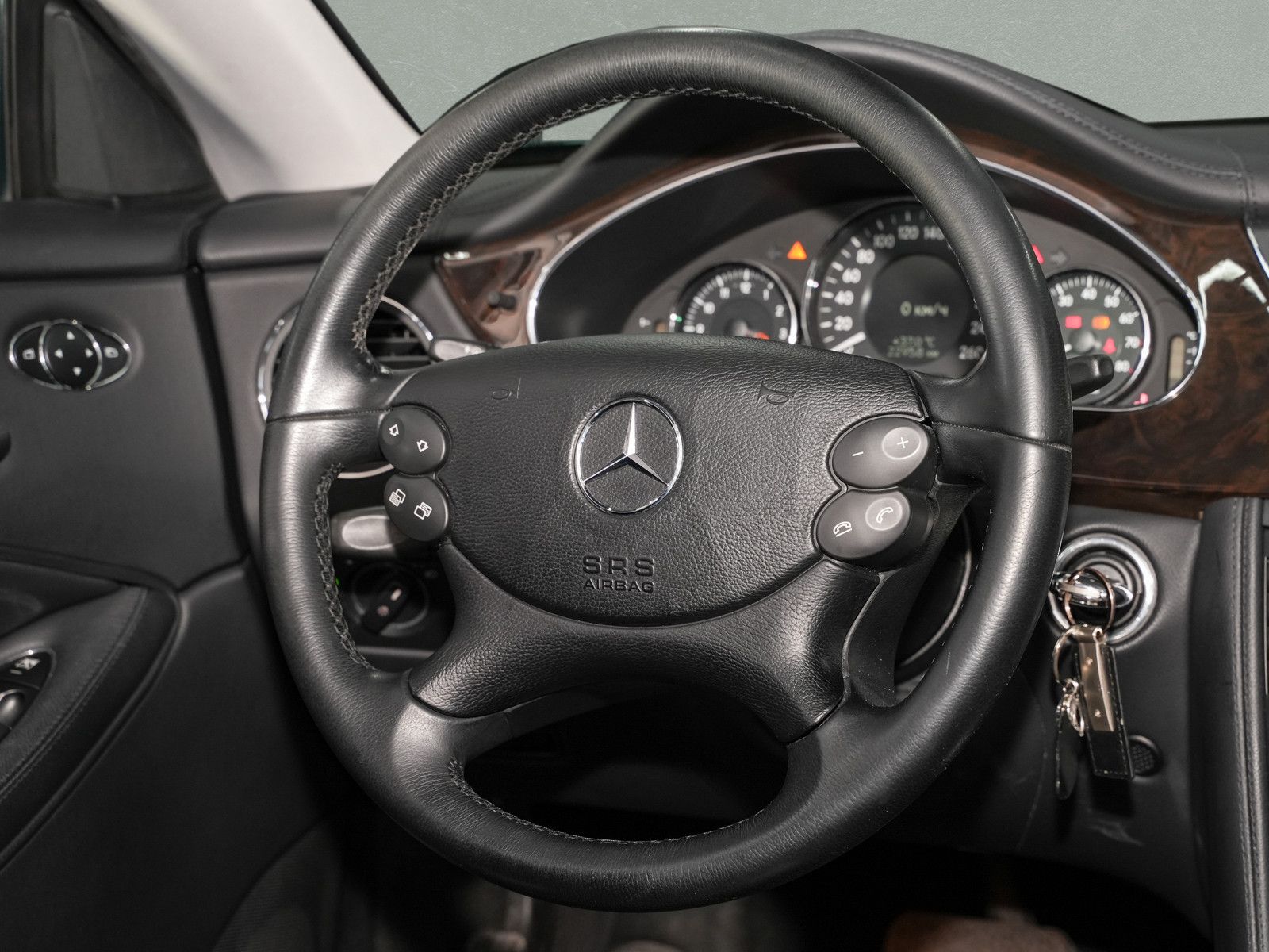 Fahrzeugabbildung Mercedes-Benz CLS 350 CGI - CarPlay|Kamera|Sitzklima|BiXenon