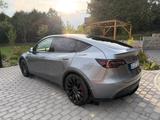 Tesla Model Y Performance EZ10/24 MWST HW4 GARANTIE - silberne Tesla Model Y