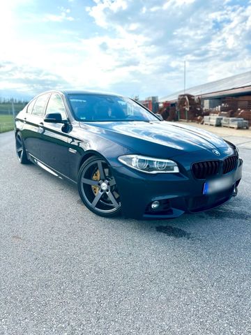 BMW Bmw F10 535D Xdrive M Paket Facelift LED A...