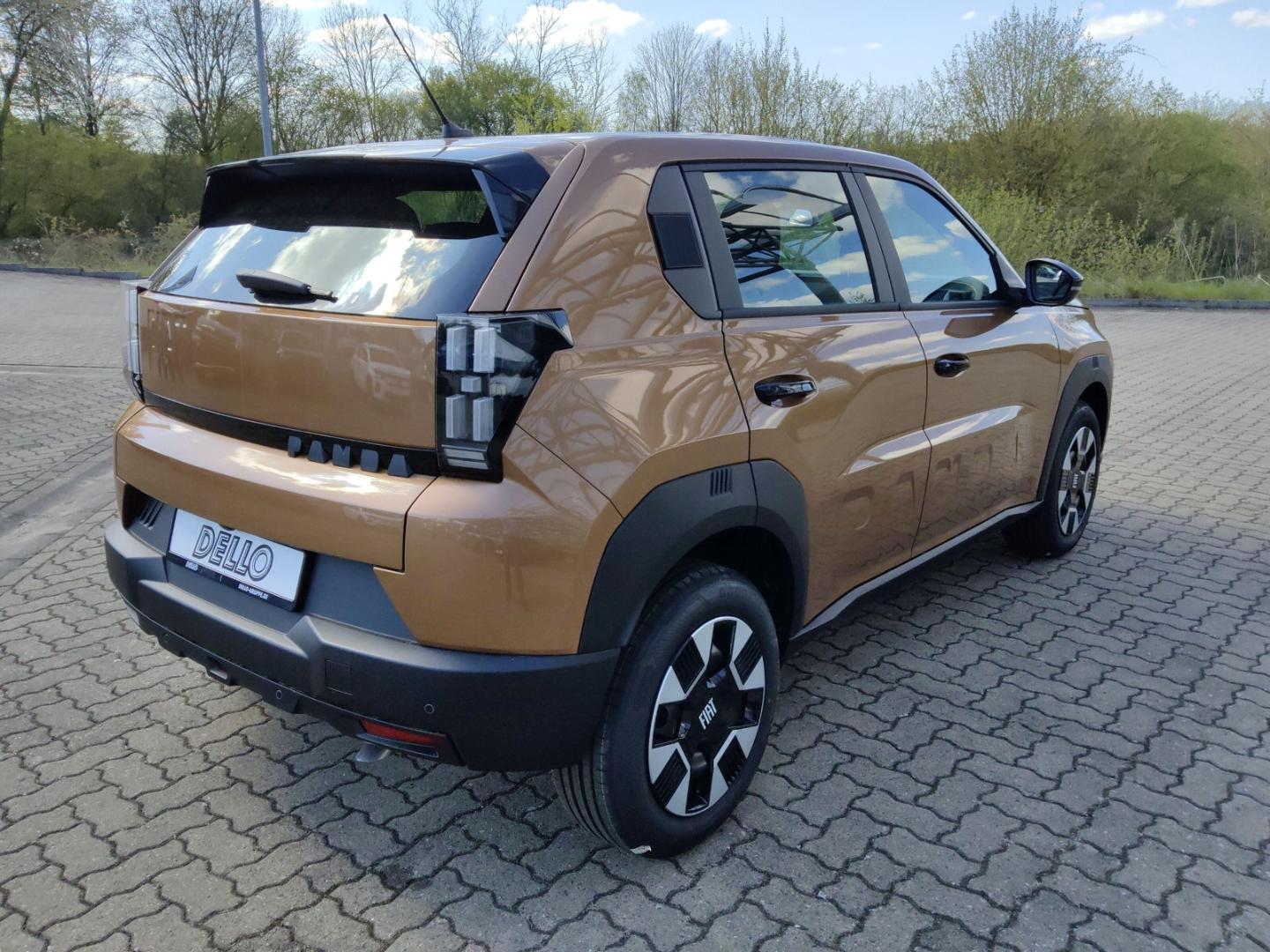 Fiat Grande Panda Hybrid Business Edition Navi LED Ca