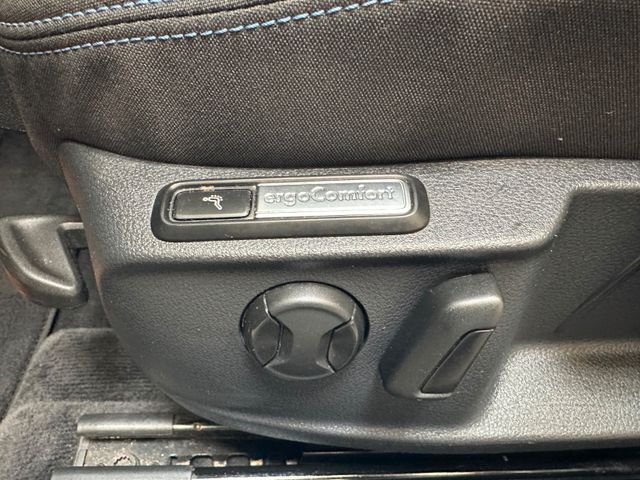 Volkswagen Passat Variant GTE *ACC*Keyless*NAVI*Kamera*