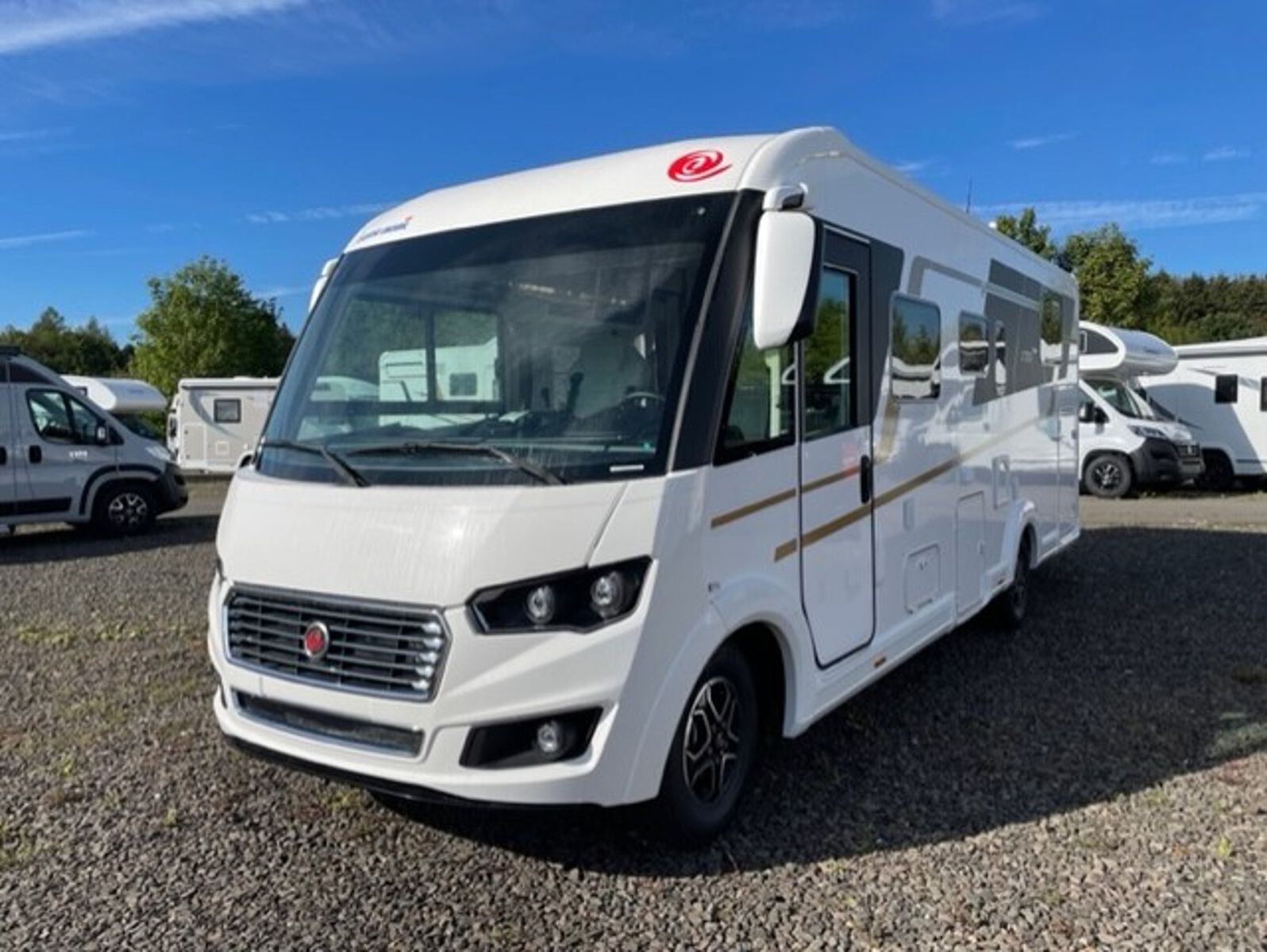 Fahrzeugabbildung Eura Mobil Integra 760 QF Automatik, Leder, LuminaryPlus