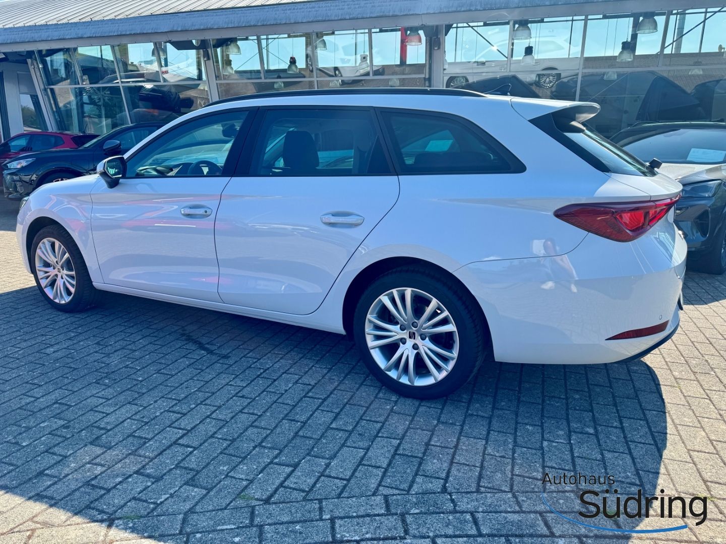 Leon Sportstourer 1,0 eTSI Style DSG Full Link