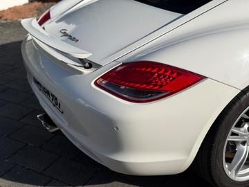 صورة 7 لـ 2012 Porsche CAYMAN
