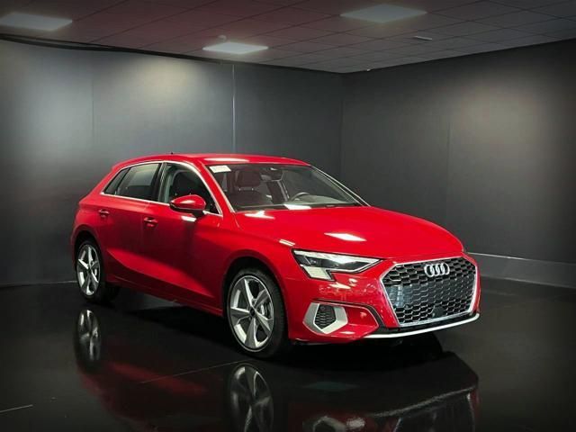 Audi AUDI A3 SPORTBACK 35 TFSI S tronic Business Adva imagem 3