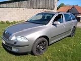 Skoda Octavia Combi 2.0 FSI TÜV neu, Top Ausst., Neut. - Skoda Octavia: Fsi