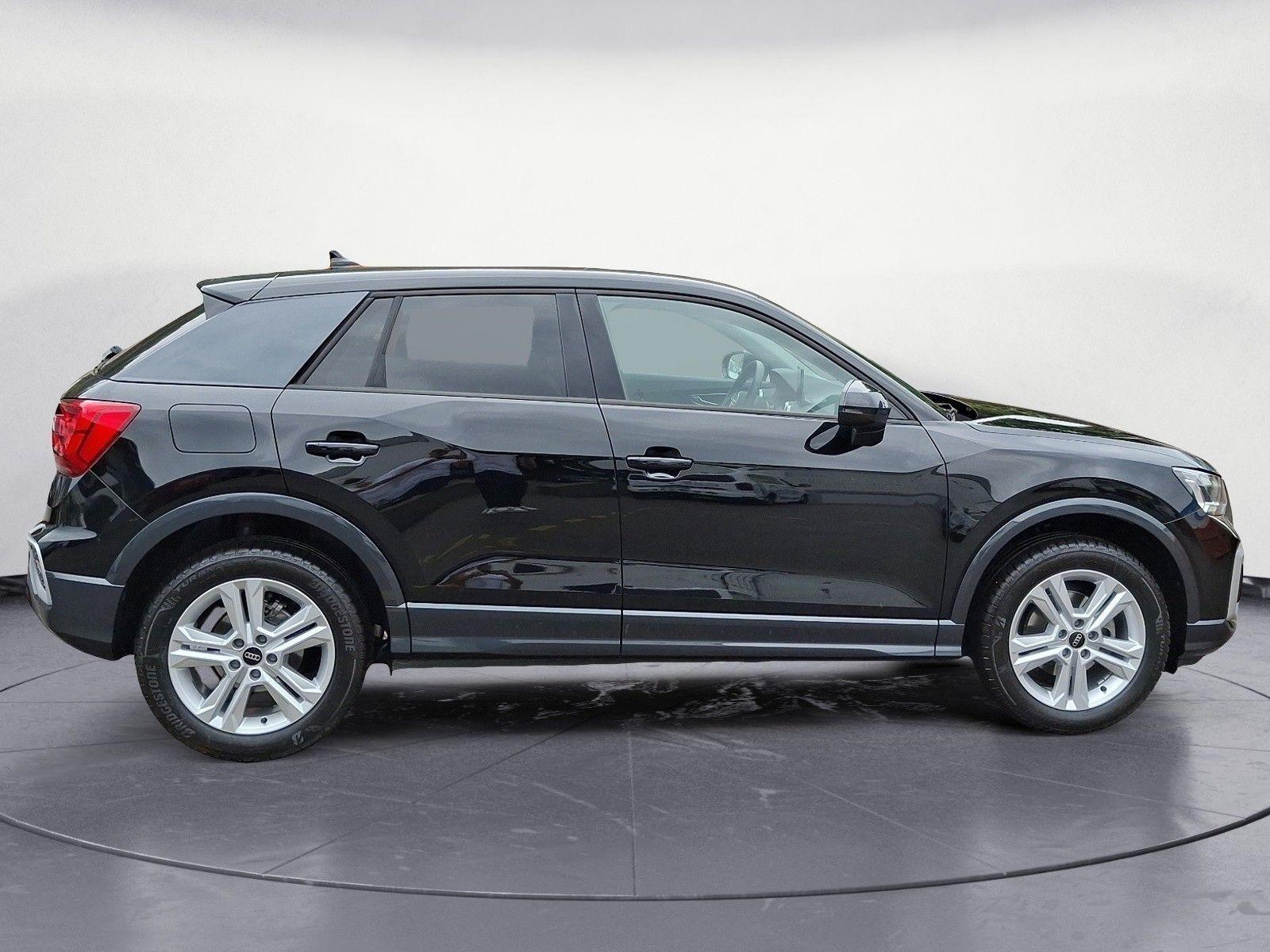 Audi Q2 advanced 30 TSFI 85(116) kW(PS) *Matrix- LED 