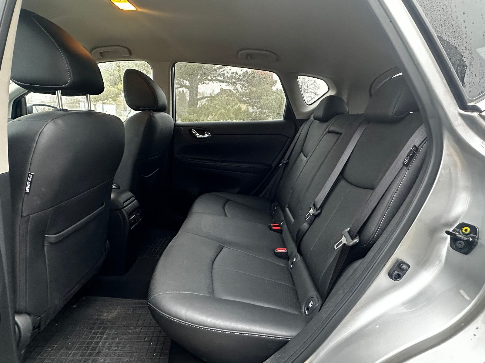 Fahrzeugabbildung Nissan Pulsar Tekna