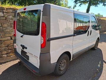 Opel Vivaro - 6
