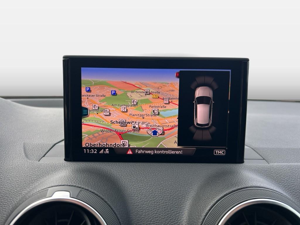 Audi Q2 35TDI quattro Basis LED Scheinwerfer, Navi
