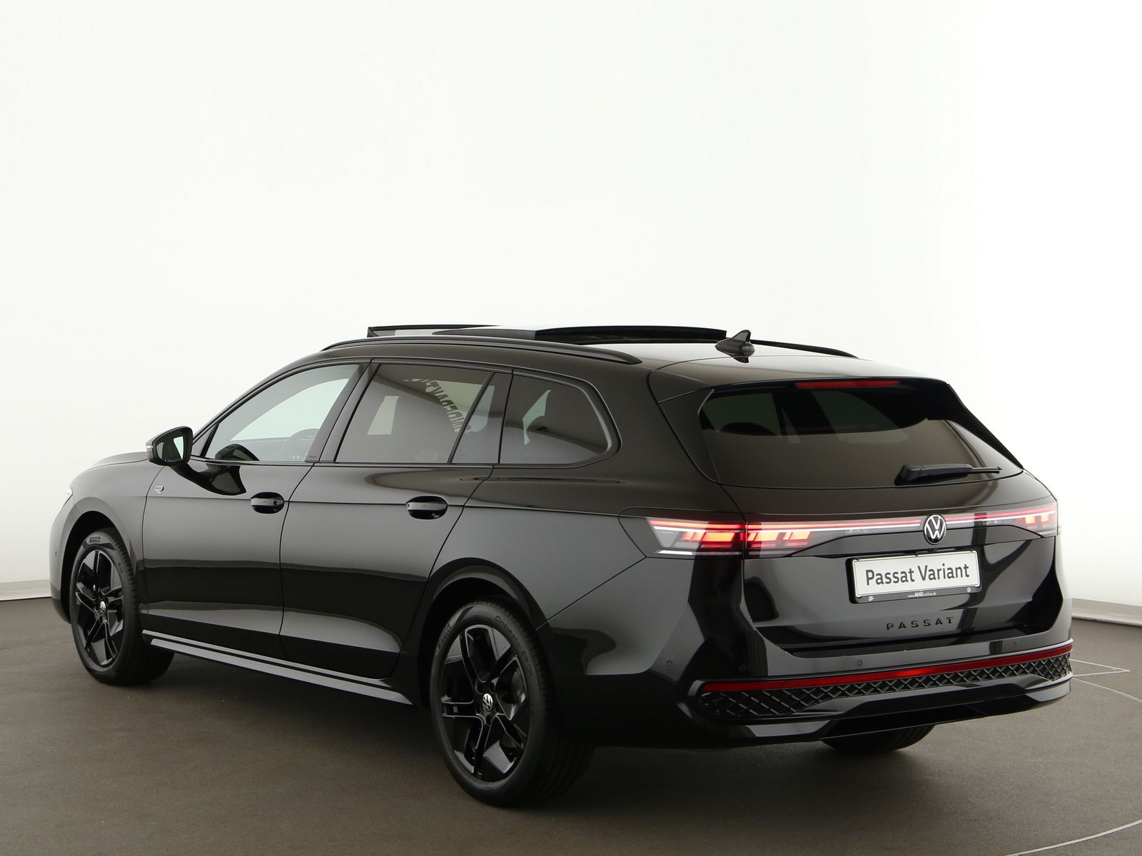 Volkswagen Passat Variant 2.0TDI 4M R-Line Black Style AHK foto 5
