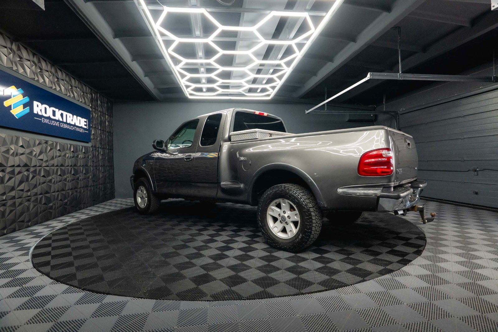Fahrzeugabbildung Ford F150 5.4L V8 4x4 Triton SuperCab *LKW*AHK 3000kg