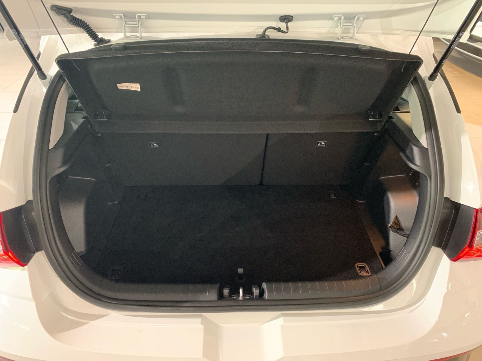 Fahrzeugabbildung Hyundai i20 1.0 T-GDI 7-DCT Trend Navi