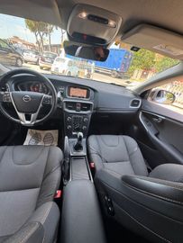 Volvo V40 Cross Country - 11