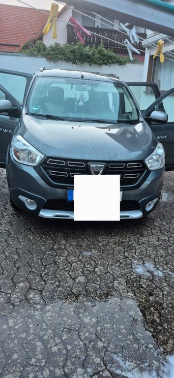 Image of Dacia Lodgy