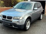 BMW E83 X3 2.0d LCI - BMW: E83