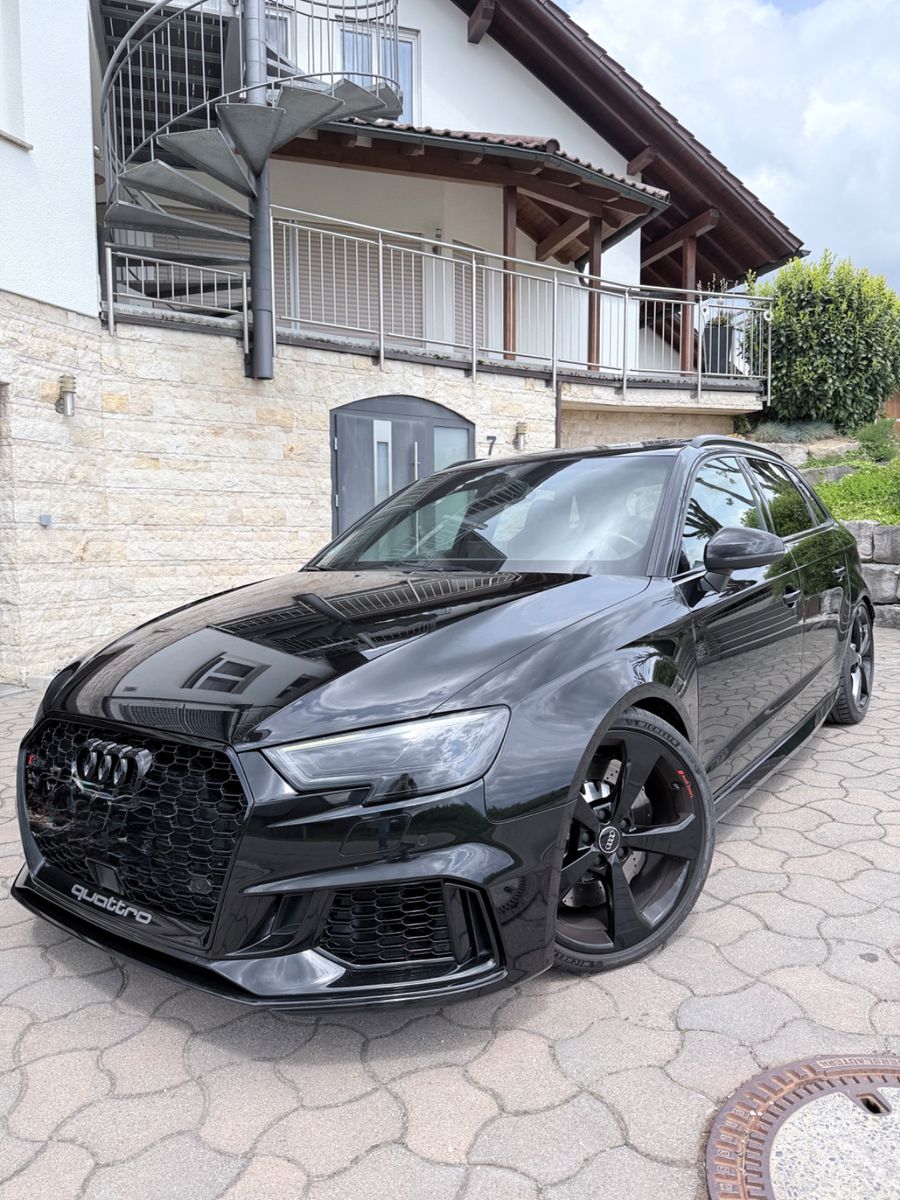 AUDI RS3 Sportback LED APR Leder B&amp;O ACC Pano RFK 