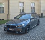 BMW520D Touring F11 - BMW 520: 520d F11