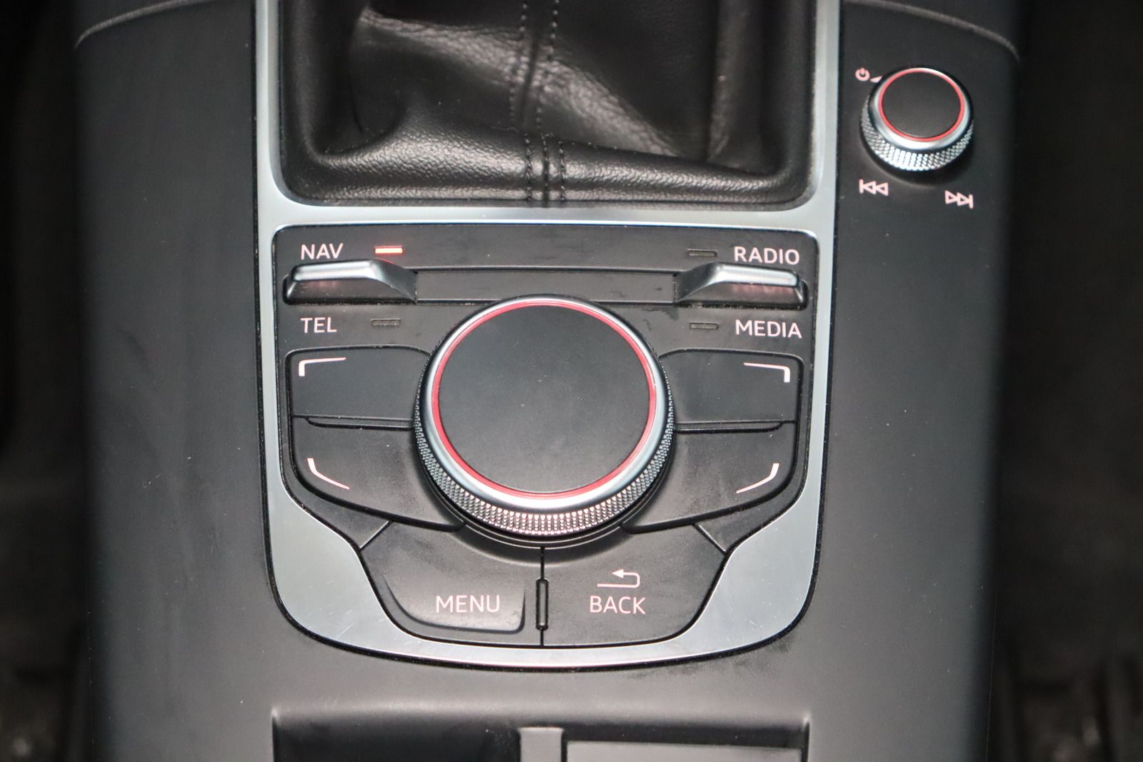 Fahrzeugabbildung Audi A3 1.4 TFSI * HU/AU neu * 1.Hand