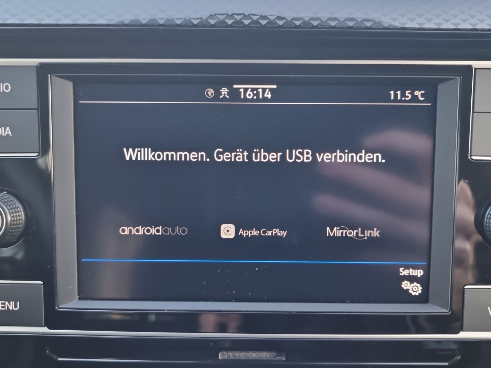 Fahrzeugabbildung Volkswagen Polo Life TSI LED SH PDC DAB+ WeConnect Klima
