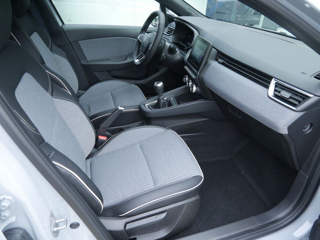 Fahrzeugabbildung Renault Clio Techno TCe 90