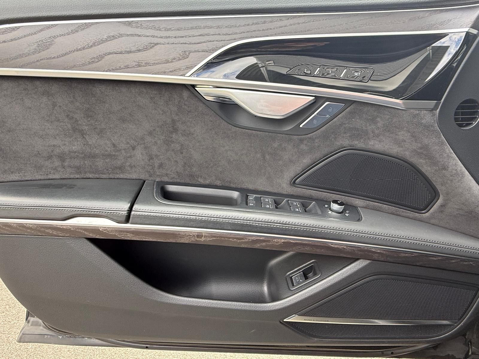 Audi A8 - Bild 8