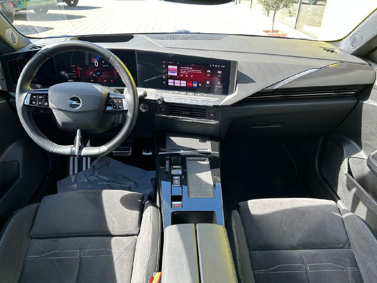 Opel Astra L Electric GS **Panoramadach*Navi*SHZ*