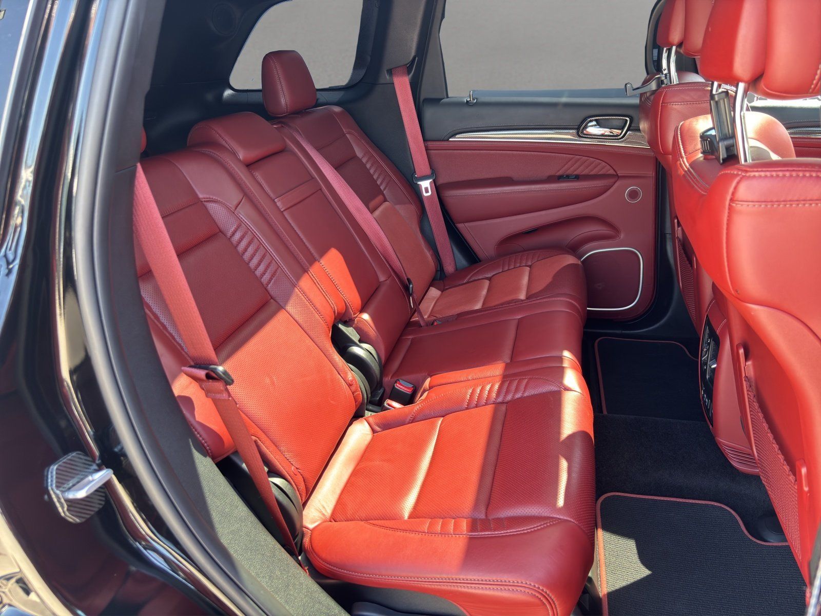 Fahrzeugabbildung Jeep Grand Cherokee 6.2 V8 Supercharged Trackhawk