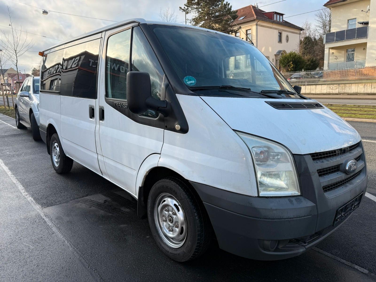 Ford Transit Kombi 2.2 TDCIFT 280 9-Sitzer