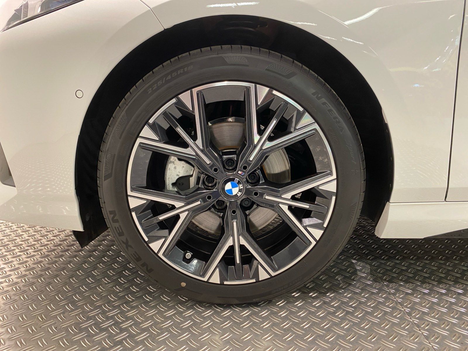 BMW 120 - Bild 14