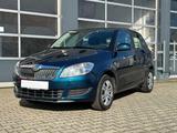 Skoda Fabia Ambition + Einparkhilfe + Service-Paket + - Skoda Fabia: Se