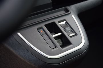 Opel Zafira Life - 11
